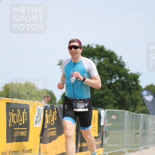 22.06.2025 - Viking Triathlon H.Heesch http://msf.ph/oto/8096940 22.06.2025 13:11:30 Laufen 101, 390, 395 meine-sportfotos.de