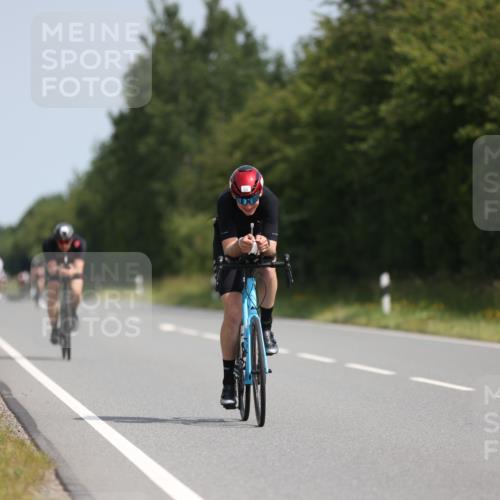 22.06.2025 - Viking Triathlon Yannick Fuchs http://msf.ph/oto/8096958 22.06.2025 11:21:57 Radfahren 1, 80, 101, 304 meine-sportfotos.de