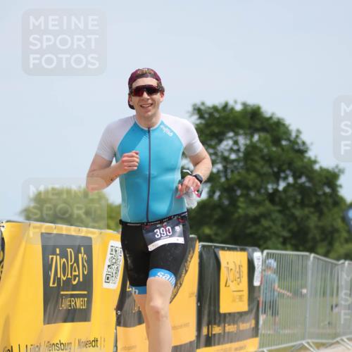 22.06.2025 - Viking Triathlon H.Heesch http://msf.ph/oto/8096959 22.06.2025 13:11:31 Laufen 101, 390, 395 meine-sportfotos.de