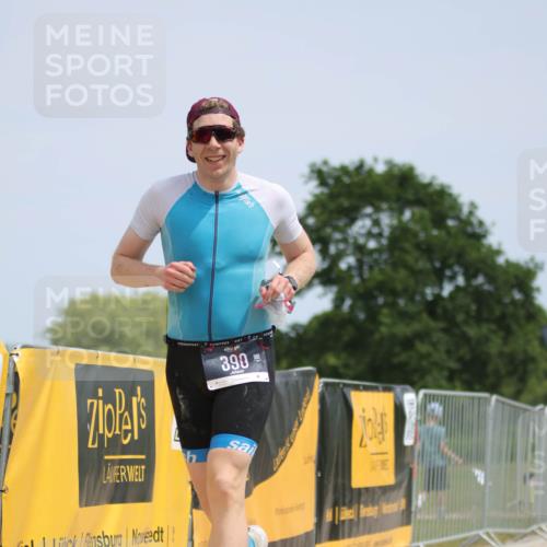 22.06.2025 - Viking Triathlon H.Heesch http://msf.ph/oto/8096963 22.06.2025 13:11:31 Laufen 101, 390, 395 meine-sportfotos.de