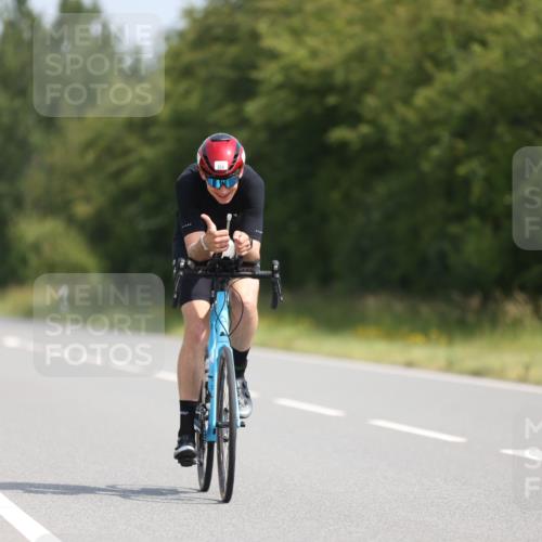 22.06.2025 - Viking Triathlon Yannick Fuchs http://msf.ph/oto/8096981 22.06.2025 11:21:57 Radfahren 1, 80, 101, 304 meine-sportfotos.de