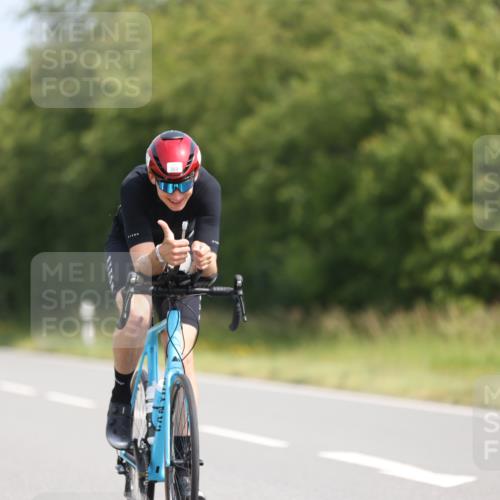 22.06.2025 - Viking Triathlon Yannick Fuchs http://msf.ph/oto/8096988 22.06.2025 11:21:58 Radfahren 1, 80, 101, 187, 304, 455 meine-sportfotos.de