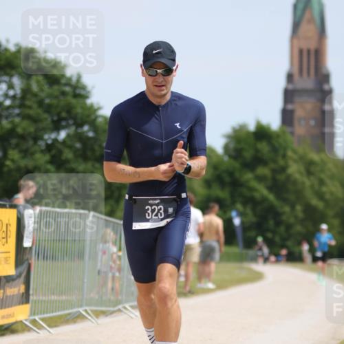 22.06.2025 - Viking Triathlon H.Heesch http://msf.ph/oto/8097000 22.06.2025 13:11:45 Laufen 323 meine-sportfotos.de