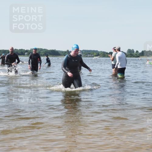 22.06.2025 - Viking Triathlon KatJ http://msf.ph/oto/8097005 22.06.2025 10:31:27 Schwimmen 3, 8, 236, 311, 340, 469, 613, 648 meine-sportfotos.de