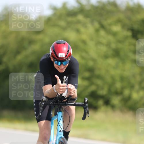 22.06.2025 - Viking Triathlon Yannick Fuchs http://msf.ph/oto/8097011 22.06.2025 11:21:58 Radfahren 1, 80, 101, 187, 304, 455 meine-sportfotos.de