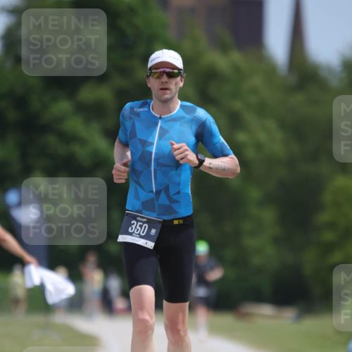 22.06.2025 - Viking Triathlon H.Heesch http://msf.ph/oto/8097014 22.06.2025 13:11:56 Laufen 350 meine-sportfotos.de