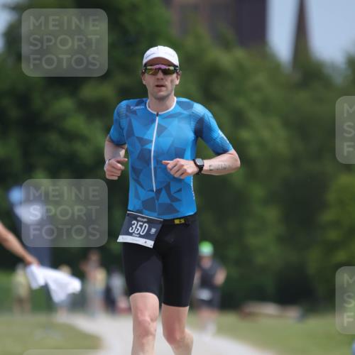 22.06.2025 - Viking Triathlon H.Heesch http://msf.ph/oto/8097019 22.06.2025 13:11:56 Laufen 350 meine-sportfotos.de