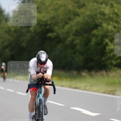 22.06.2025 - Viking Triathlon Yannick Fuchs http://msf.ph/oto/8097028 22.06.2025 11:59:34 Radfahren 2, 7, 55, 196, 346, 480, 501, 661 meine-sportfotos.de