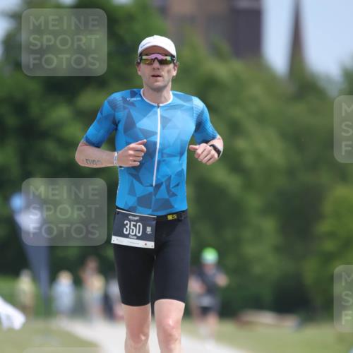 22.06.2025 - Viking Triathlon H.Heesch http://msf.ph/oto/8097038 22.06.2025 13:11:57 Laufen 350 meine-sportfotos.de