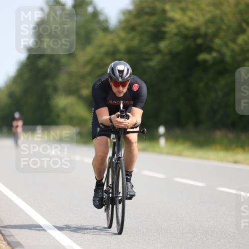 22.06.2025 - Viking Triathlon Yannick Fuchs http://msf.ph/oto/8097040 22.06.2025 11:22:00 Radfahren 1, 80, 101, 187, 304, 323, 455 meine-sportfotos.de