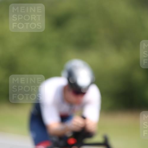 22.06.2025 - Viking Triathlon Yannick Fuchs http://msf.ph/oto/8097055 22.06.2025 11:59:35 Radfahren 2, 55, 124, 196, 346, 480, 501, 661 meine-sportfotos.de