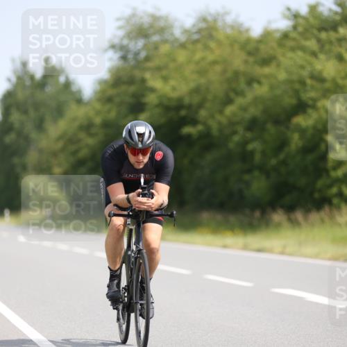 22.06.2025 - Viking Triathlon Yannick Fuchs http://msf.ph/oto/8097058 22.06.2025 11:22:00 Radfahren 1, 80, 101, 187, 304, 323, 455 meine-sportfotos.de