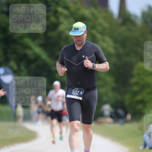 22.06.2025 - Viking Triathlon H.Heesch http://msf.ph/oto/8097076 22.06.2025 13:12:19 Laufen 532 meine-sportfotos.de
