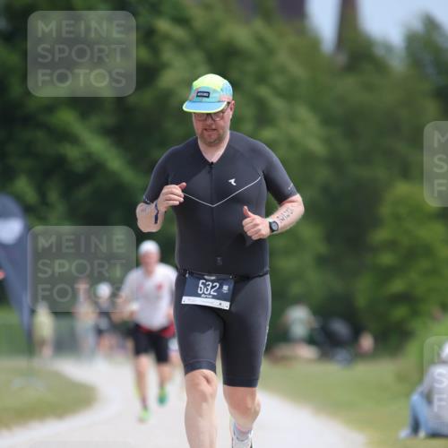 22.06.2025 - Viking Triathlon H.Heesch http://msf.ph/oto/8097083 22.06.2025 13:12:19 Laufen 532 meine-sportfotos.de