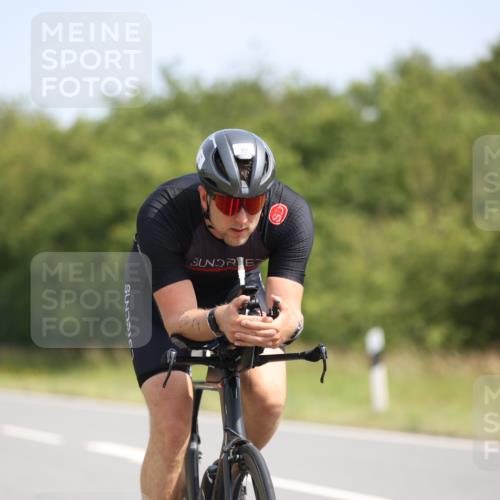 22.06.2025 - Viking Triathlon Yannick Fuchs http://msf.ph/oto/8097084 22.06.2025 11:22:01 Radfahren 1, 80, 101, 187, 304, 323, 455 meine-sportfotos.de