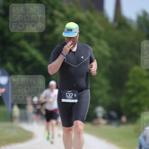 22.06.2025 - Viking Triathlon H.Heesch http://msf.ph/oto/8097099 22.06.2025 13:12:19 Laufen 532 meine-sportfotos.de