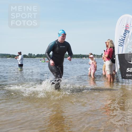 22.06.2025 - Viking Triathlon KatJ http://msf.ph/oto/8097102 22.06.2025 10:31:29 Schwimmen 3, 8, 137, 236, 311, 340, 469, 613, 648 meine-sportfotos.de