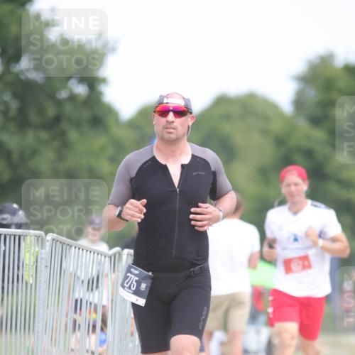 22.06.2025 - Viking Triathlon H.Heesch http://msf.ph/oto/8097145 22.06.2025 13:27:21 Laufen 78, 153, 275, 376, 444, 657 meine-sportfotos.de