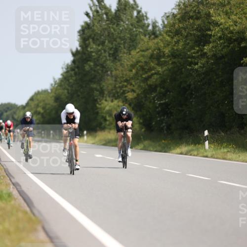 22.06.2025 - Viking Triathlon Yannick Fuchs http://msf.ph/oto/8097163 22.06.2025 11:22:04 Radfahren 1, 80, 101, 187, 323, 455 meine-sportfotos.de