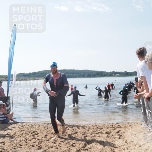 22.06.2025 - Viking Triathlon MichiJ http://msf.ph/oto/8097168 22.06.2025 10:42:19 Schwimmen 16, 65, 78, 192, 281, 290, 318, 326, 460, 465 meine-sportfotos.de