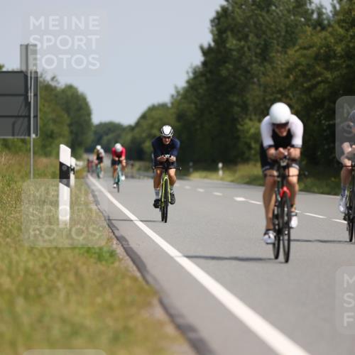 22.06.2025 - Viking Triathlon Yannick Fuchs http://msf.ph/oto/8097187 22.06.2025 11:22:05 Radfahren 1, 80, 101, 187, 323, 455, 473 meine-sportfotos.de