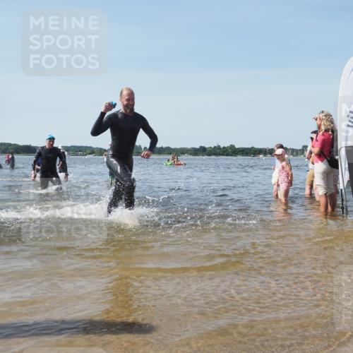 22.06.2025 - Viking Triathlon KatJ http://msf.ph/oto/8097188 22.06.2025 10:31:31 Schwimmen 3, 8, 98, 137, 158, 236, 311, 340, 469, 613, 648 meine-sportfotos.de
