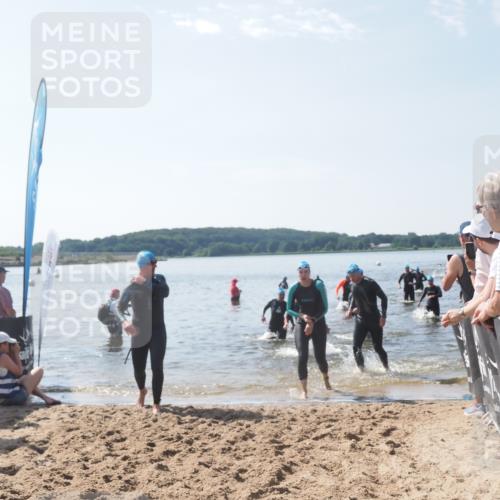 22.06.2025 - Viking Triathlon MichiJ http://msf.ph/oto/8097191 22.06.2025 10:42:24 Schwimmen 16, 55, 65, 192, 281, 290, 318, 326, 427, 460, 465 meine-sportfotos.de