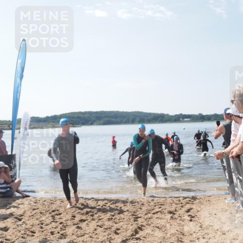 22.06.2025 - Viking Triathlon MichiJ http://msf.ph/oto/8097210 22.06.2025 10:42:25 Schwimmen 16, 55, 65, 192, 281, 290, 318, 326, 427, 460, 465 meine-sportfotos.de