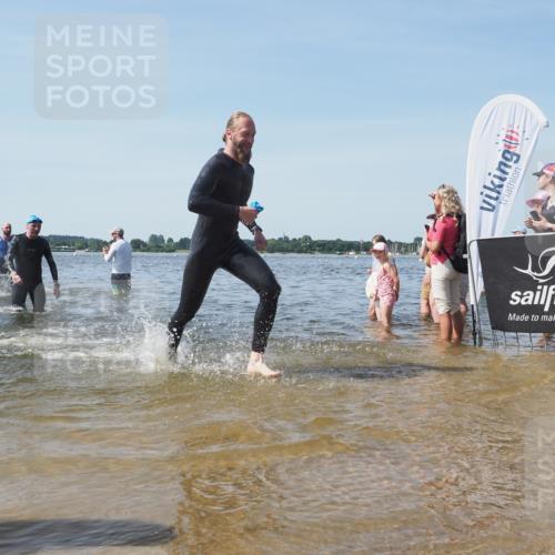 22.06.2025 - Viking Triathlon KatJ http://msf.ph/oto/8097218 22.06.2025 10:31:32 Schwimmen 3, 8, 98, 137, 158, 189, 236, 311, 340, 350, 469, 613, 648 meine-sportfotos.de