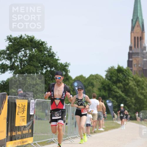 22.06.2025 - Viking Triathlon H.Heesch http://msf.ph/oto/8097236 22.06.2025 13:12:36 Laufen 524, 556, 608 meine-sportfotos.de