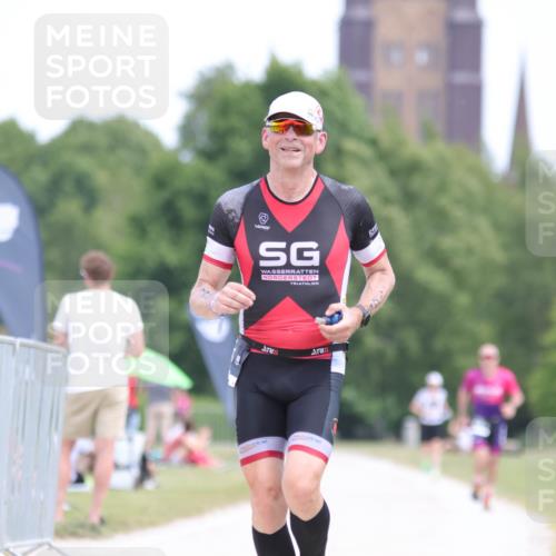 22.06.2025 - Viking Triathlon H.Heesch http://msf.ph/oto/8097248 22.06.2025 13:27:58 Laufen 145 meine-sportfotos.de