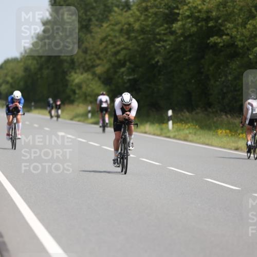 22.06.2025 - Viking Triathlon Yannick Fuchs http://msf.ph/oto/8097268 22.06.2025 11:59:48 Radfahren 124, 207, 223, 225, 230, 501 meine-sportfotos.de