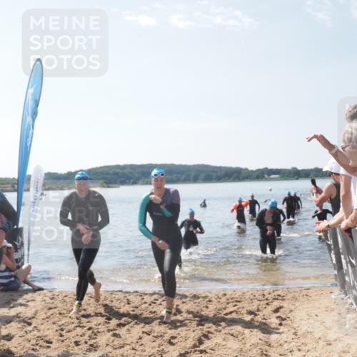 22.06.2025 - Viking Triathlon MichiJ http://msf.ph/oto/8097271 22.06.2025 10:42:26 Schwimmen 16, 55, 65, 192, 281, 290, 318, 326, 427, 460, 465 meine-sportfotos.de