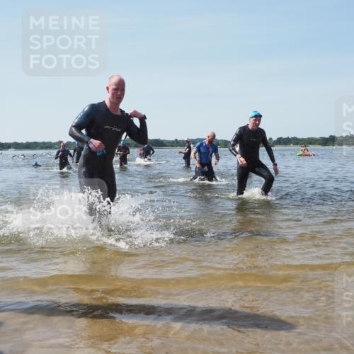 22.06.2025 - Viking Triathlon KatJ http://msf.ph/oto/8097274 22.06.2025 10:31:34 Schwimmen 3, 8, 98, 137, 158, 189, 311, 340, 350, 469, 613, 648 meine-sportfotos.de