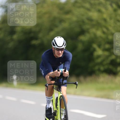 22.06.2025 - Viking Triathlon Yannick Fuchs http://msf.ph/oto/8097278 22.06.2025 11:22:09 Radfahren 1, 42, 101, 187, 323, 455, 473 meine-sportfotos.de
