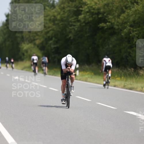 22.06.2025 - Viking Triathlon Yannick Fuchs http://msf.ph/oto/8097282 22.06.2025 11:59:49 Radfahren 124, 207, 223, 225, 230, 610 meine-sportfotos.de