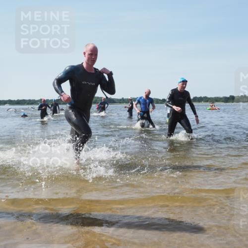 22.06.2025 - Viking Triathlon KatJ http://msf.ph/oto/8097285 22.06.2025 10:31:34 Schwimmen 3, 8, 98, 137, 158, 189, 311, 340, 350, 469, 613, 648 meine-sportfotos.de