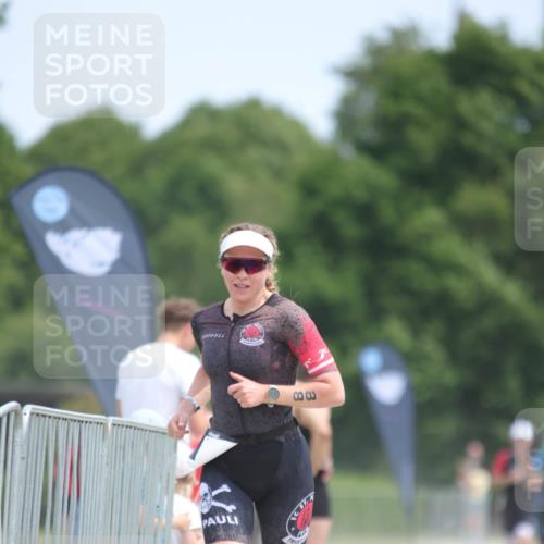22.06.2025 - Viking Triathlon H.Heesch http://msf.ph/oto/8097331 22.06.2025 13:12:54 Laufen 88 meine-sportfotos.de