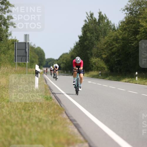 22.06.2025 - Viking Triathlon Yannick Fuchs http://msf.ph/oto/8097356 22.06.2025 11:22:12 Radfahren 42, 91, 187, 323, 455, 473, 490, 661 meine-sportfotos.de