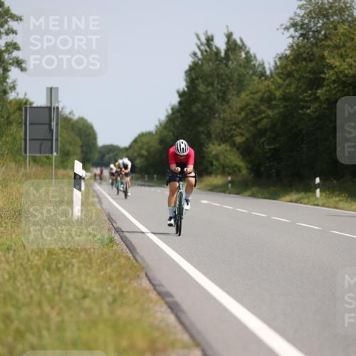22.06.2025 - Viking Triathlon Yannick Fuchs http://msf.ph/oto/8097365 22.06.2025 11:22:12 Radfahren 42, 91, 187, 323, 455, 473, 490, 661 meine-sportfotos.de