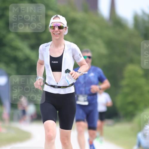 22.06.2025 - Viking Triathlon H.Heesch http://msf.ph/oto/8097368 22.06.2025 13:28:20 Laufen 182, 449 meine-sportfotos.de