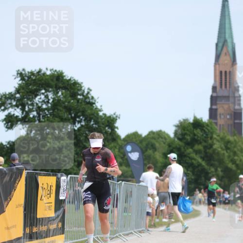 22.06.2025 - Viking Triathlon H.Heesch http://msf.ph/oto/8097371 22.06.2025 13:12:55 Laufen 88 meine-sportfotos.de