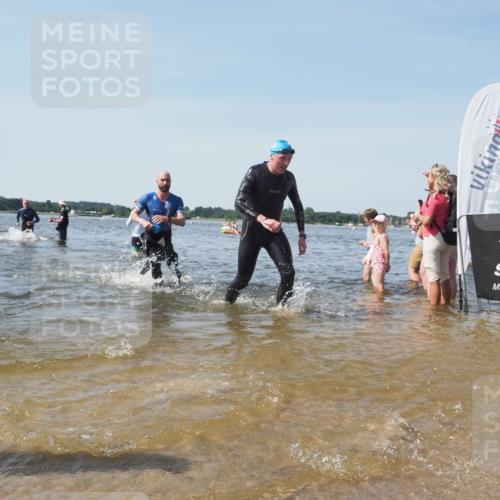 22.06.2025 - Viking Triathlon KatJ http://msf.ph/oto/8097372 22.06.2025 10:31:36 Schwimmen 3, 8, 98, 99, 137, 158, 189, 224, 340, 350, 469, 613, 648 meine-sportfotos.de