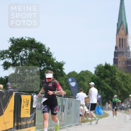 22.06.2025 - Viking Triathlon H.Heesch http://msf.ph/oto/8097378 22.06.2025 13:12:56 Laufen 88 meine-sportfotos.de