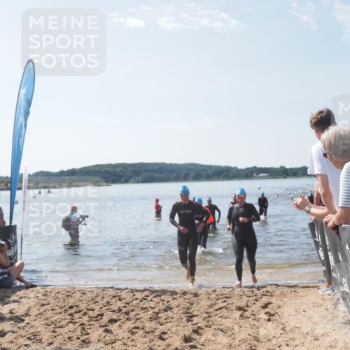 22.06.2025 - Viking Triathlon MichiJ http://msf.ph/oto/8097380 22.06.2025 10:42:34 Schwimmen 55, 65, 171, 192, 318, 427 meine-sportfotos.de