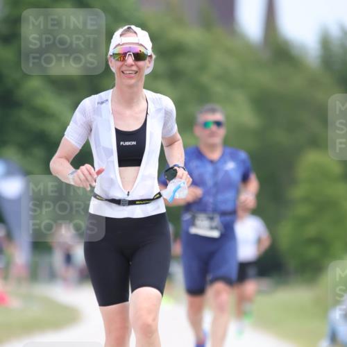 22.06.2025 - Viking Triathlon H.Heesch http://msf.ph/oto/8097383 22.06.2025 13:28:20 Laufen 182, 449 meine-sportfotos.de