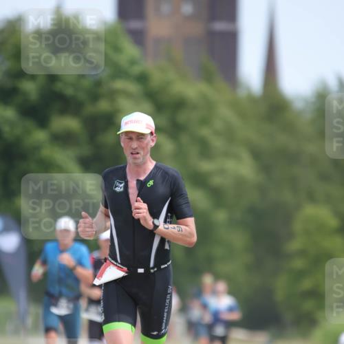 22.06.2025 - Viking Triathlon H.Heesch http://msf.ph/oto/8097391 22.06.2025 13:13:03 Laufen 113, 610 meine-sportfotos.de