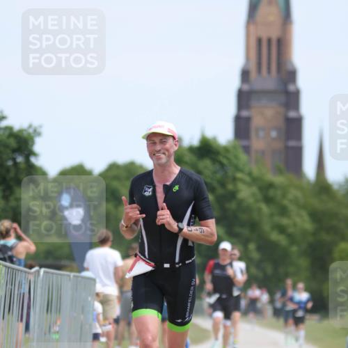 22.06.2025 - Viking Triathlon H.Heesch http://msf.ph/oto/8097397 22.06.2025 13:13:05 Laufen 113, 226, 610 meine-sportfotos.de