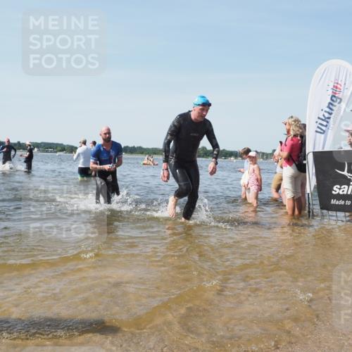 22.06.2025 - Viking Triathlon KatJ http://msf.ph/oto/8097402 22.06.2025 10:31:36 Schwimmen 3, 8, 98, 99, 137, 158, 189, 224, 340, 350, 469, 613, 648 meine-sportfotos.de