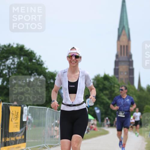 22.06.2025 - Viking Triathlon H.Heesch http://msf.ph/oto/8097403 22.06.2025 13:28:23 Laufen 182, 449 meine-sportfotos.de